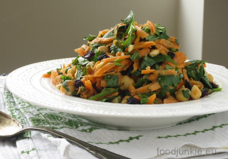 fresh-and-fragrant-moroccan-carrot-salad